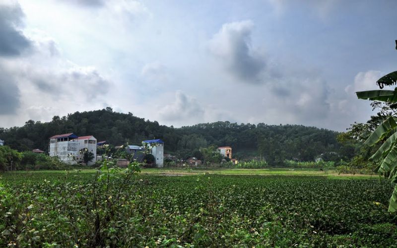 leo núi trekking tại núi thanh tước