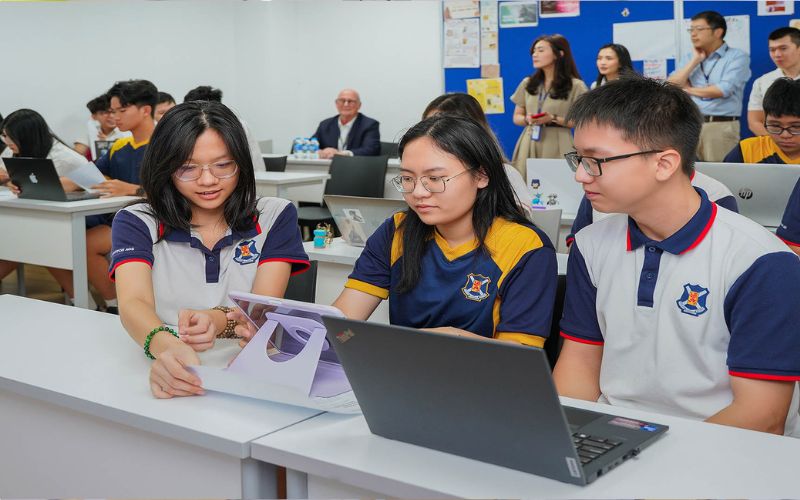 Vì sao học phí trường quốc tế cao hơn trường công lập