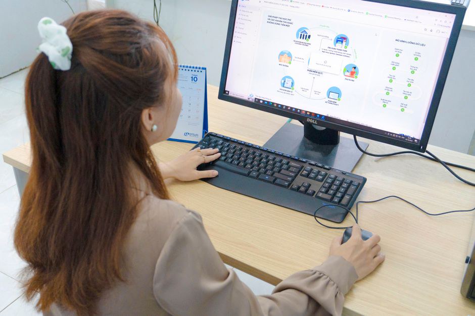 Ứng dụng AI cho phòng kế toán: Cách các cơ sở du lịch nhỏ quản lý chi phí hiệu quả hơn Ứng dụng AI cho phòng kế toán: Cách các cơ sở du lịch nhỏ quản lý chi phí hiệu quả hơn